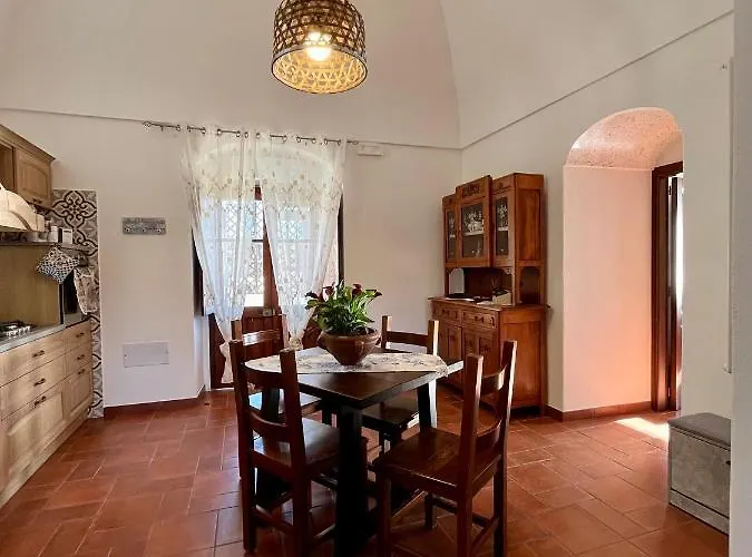 Dammuso U Granatu Vakantiehuis Siba